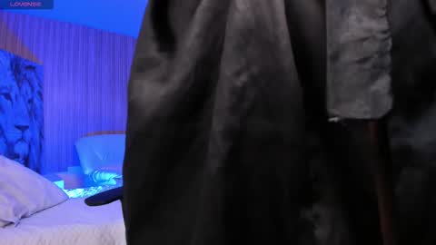 MelanyLuv online show from September 17, 9:05 pm