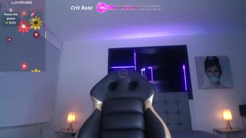 melanny_petite online show from April 23, 12:26 pm