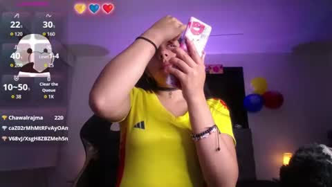 Snapshot of melanny_petite chatting on July 3, 1:50 pm melanny_petite online show from July 3, 1:50 pm
