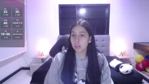 Snapshot of melanny_petite chatting on July 14, 12:44 pm melanny_petite online show from July 14, 12:44 pm