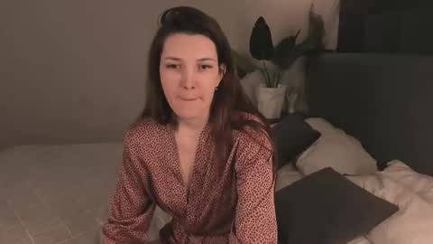 Snapshot of melany_jass chatting on November 27, 1:40 am Melany online show from November 27, 1:40 am