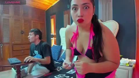 Snapshot of melanyandjecob chatting on February 7, 7:06 pm MelanyANDjacob online show from February 7, 7:06 pm