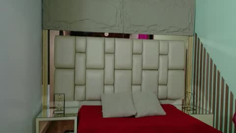 Snapshot of melanyandjecob chatting on March 1, 2:19 pm MelanyANDjacob online show from March 1, 2:19 pm