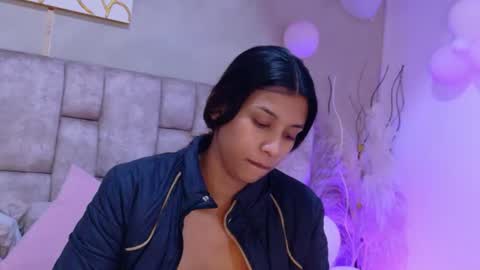 Melany online show from July 4, 11:49 am
