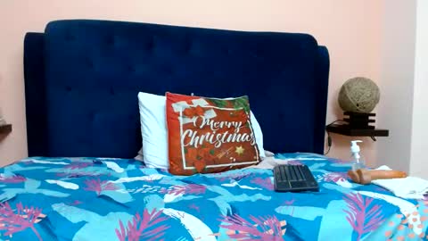 Snapshot of melanysun chatting on December 2, 10:01 pm Melany online show from December 2, 10:01 pm