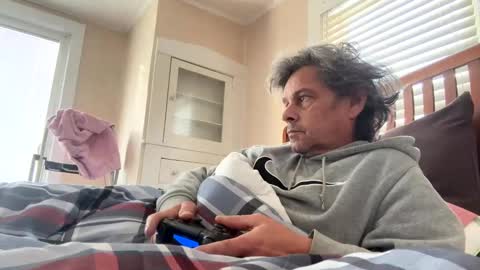 Tan lines online show from January 28, 3:04 pm