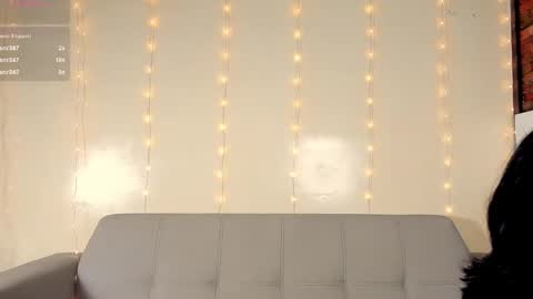 melifresita online show from December 22, 8:25 pm