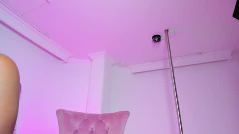 Meliissa online show from February 17, 1:10 pm