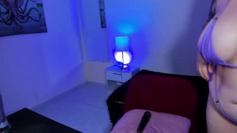 Melina Hope online show from December 17, 2:01 pm