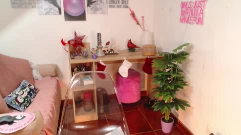 Melissa online show from December 20, 11:16 pm