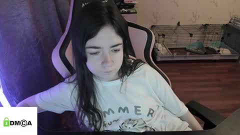 melisanilson online show from February 9, 12:49 am