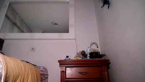 Snapshot of melishanton chatting on June 27, 6:02 pm melishanton online show from June 27, 6:02 pm