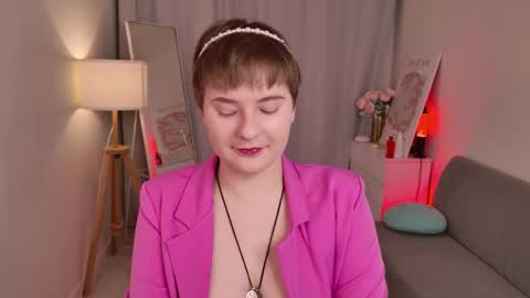 Melissa online show from March 11, 6:19 am