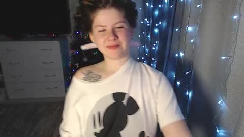 Snapshot of melissa__ray chatting on December 30, 10:34 pm Melissa  Ray online show from December 30, 10:34 pm