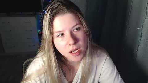Snapshot of melissa__ray chatting on January 9, 6:47 pm Melissa  Ray online show from January 9, 6:47 pm