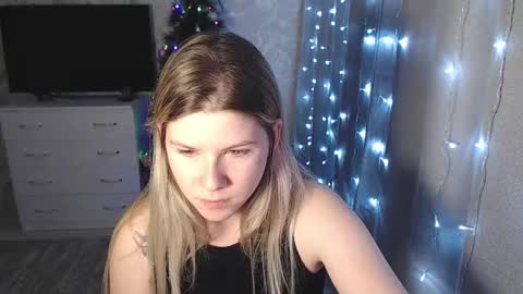 Snapshot of melissa__ray chatting on January 10, 6:38 pm Melissa  Ray online show from January 10, 6:38 pm