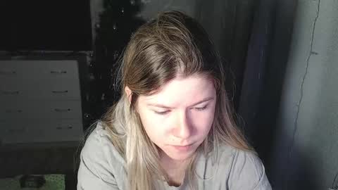 Snapshot of melissa__ray chatting on January 15, 7:34 pm Melissa  Ray online show from January 15, 7:34 pm