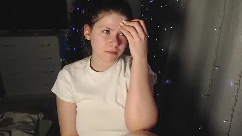 Snapshot of melissa__ray chatting on January 16, 8:25 pm Melissa  Ray online show from January 16, 8:25 pm