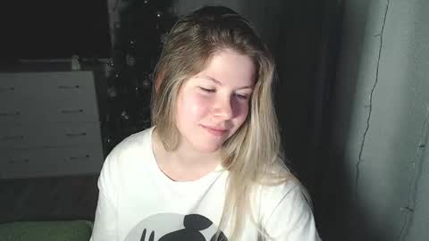 Snapshot of melissa__ray chatting on January 25, 6:13 pm Melissa  Ray online show from January 25, 6:13 pm