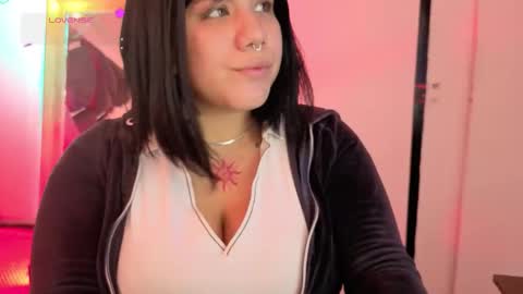 Lissa  online show from March 24, 6:57 pm