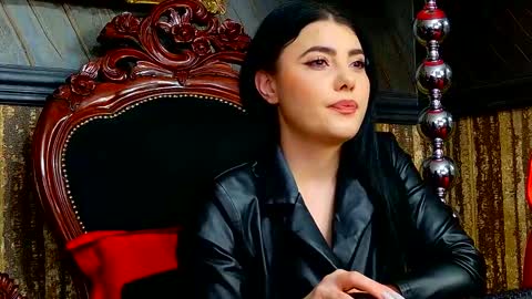 Snapshot of melissa_glow chatting on February 15, 12:11 pm Melissa online show from February 15, 12:11 pm