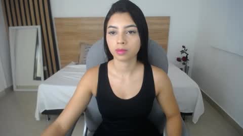 melissa_lenox online show from May 26, 12:12 pm