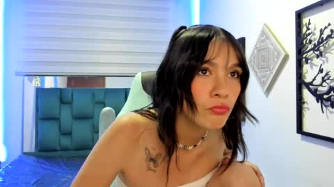 melissa_thomson_ online show from July 15, 3:23 am