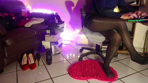 melissa online show from February 3, 10:03 am