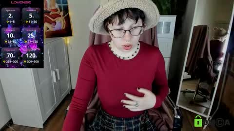 Melissa online show from September 25, 9:07 pm