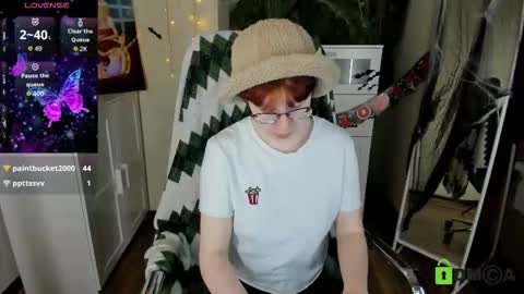 Melissa online show from November 1, 10:45 pm