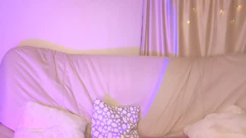 Melissa online show from May 14, 5:25 am