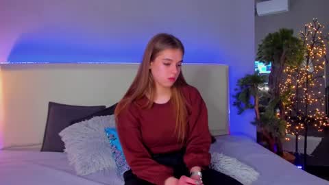Snapshot of melissacrayzy chatting on February 11, 12:37 pm MelissaCrayzy online show from February 11, 12:37 pm