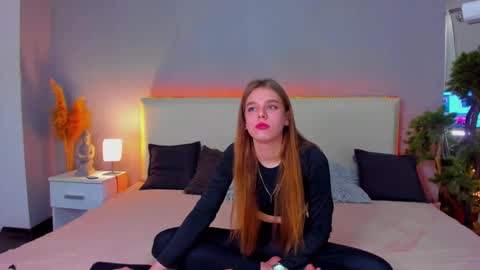 Snapshot of melissacrayzy chatting on February 27, 6:29 am MelissaCrayzy online show from February 27, 6:29 am