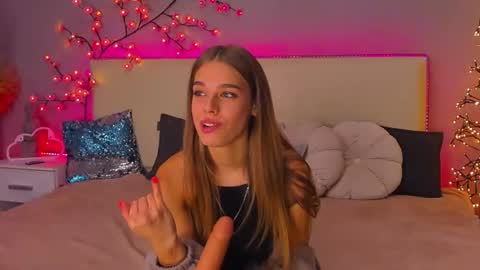 Snapshot of melissacrayzy chatting on September 24, 7:33 am MelissaCrayzy online show from September 24, 7:33 am
