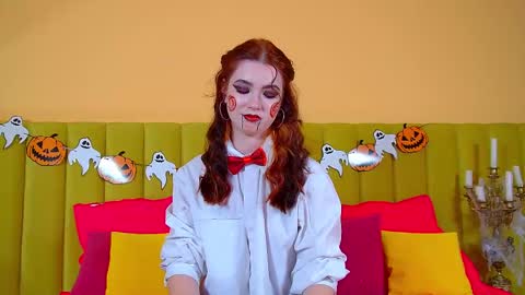 Melissa online show from October 31, 7:26 pm