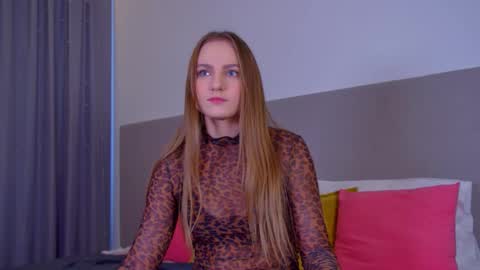 MelissaBerry online show from February 9, 11:47 am