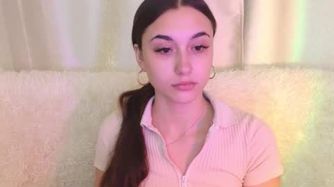 Mel online show from October 18, 2:47 am