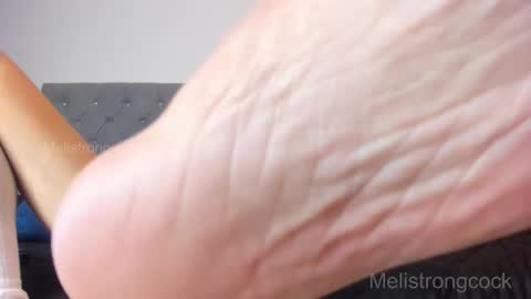 Meli    online show from November 9, 10:19 pm