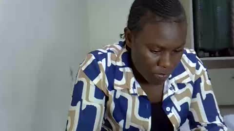 Snapshot of mellanine_ebony chatting on February 28, 2:29 pm mellanine_ebony online show from February 28, 2:29 pm