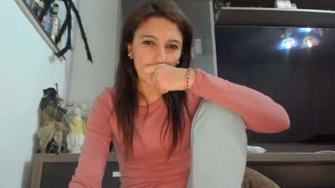 MellyMell  online show from February 1, 2:58 am