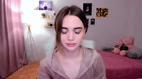 Snapshot of mellifluoustess chatting on February 26, 9:27 pm Tessa online show from February 26, 9:27 pm