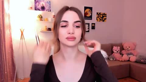 Snapshot of mellifluoustess chatting on March 5, 11:38 pm Tessa online show from March 5, 11:38 pm