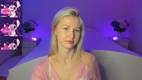 Mellina online show from November 5, 8:09 pm