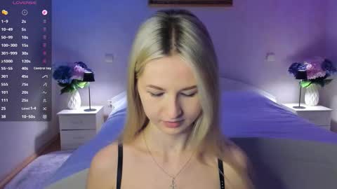 Mellina online show from February 5, 8:24 pm