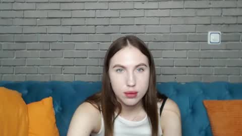 Snapshot of mellingi chatting on September 22, 5:42 am mellingi online show from September 22, 5:42 am