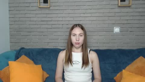 Snapshot of mellingi chatting on October 9, 6:00 am mellingi online show from October 9, 6:00 am