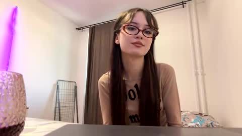 mellisa999 online show from May 16, 3:44 pm