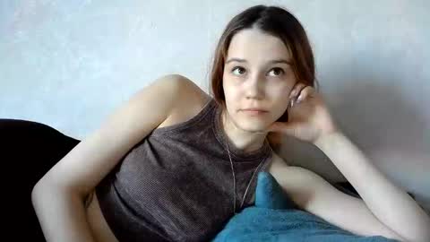 Snapshot of mellisamaxwell chatting on April 21, 7:25 am Mellisa online show from April 21, 7:25 am