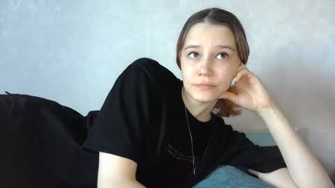 Snapshot of mellisamaxwell chatting on May 5, 7:16 am Mellisa online show from May 5, 7:16 am