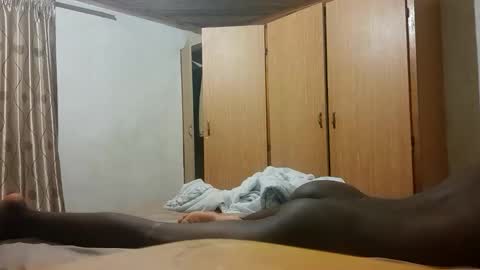 Snapshot of mello_sins chatting on February 8, 9:18 pm mello_sins online show from February 8, 9:18 pm